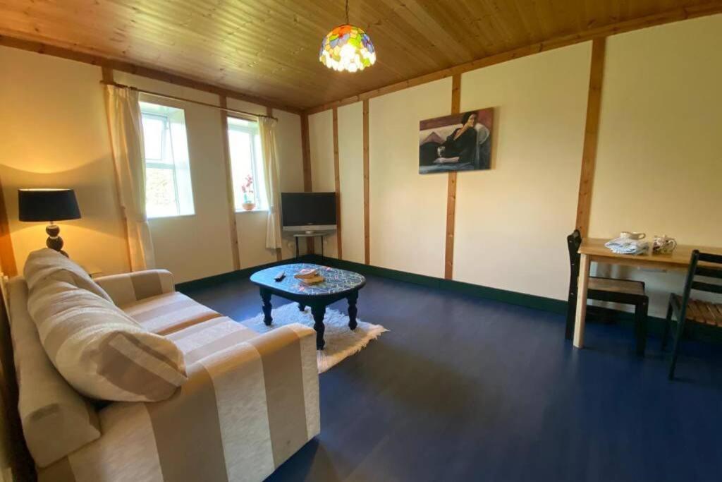 The Cosy Cabin Swinford Exterior foto